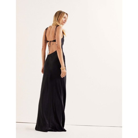 NWT *LAST ONE* Kyra Cut Out Maxi Dress - Picture 6 of 8